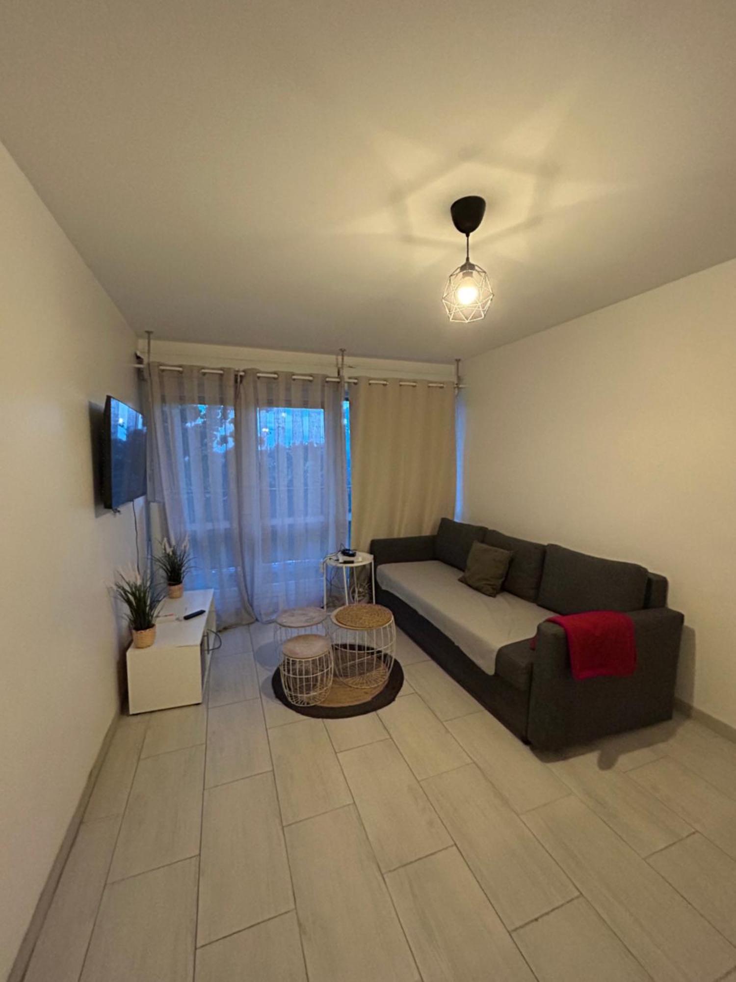 Appartement Ping-Pong Proche Gare Gagny Kültér fotó